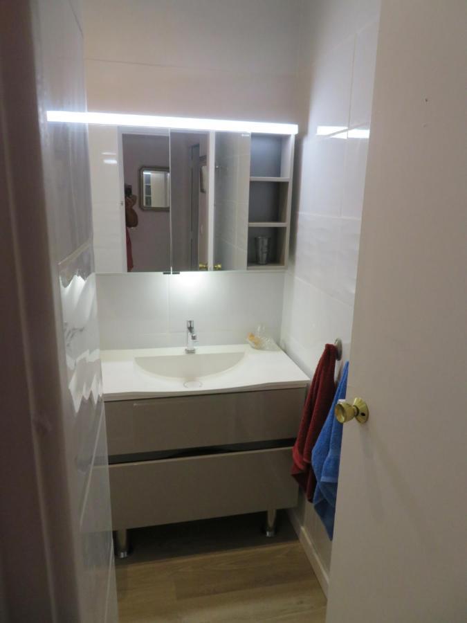 Superbe Rez De Jardin Dans Residence Au Calme นีซ ภายนอก รูปภาพ