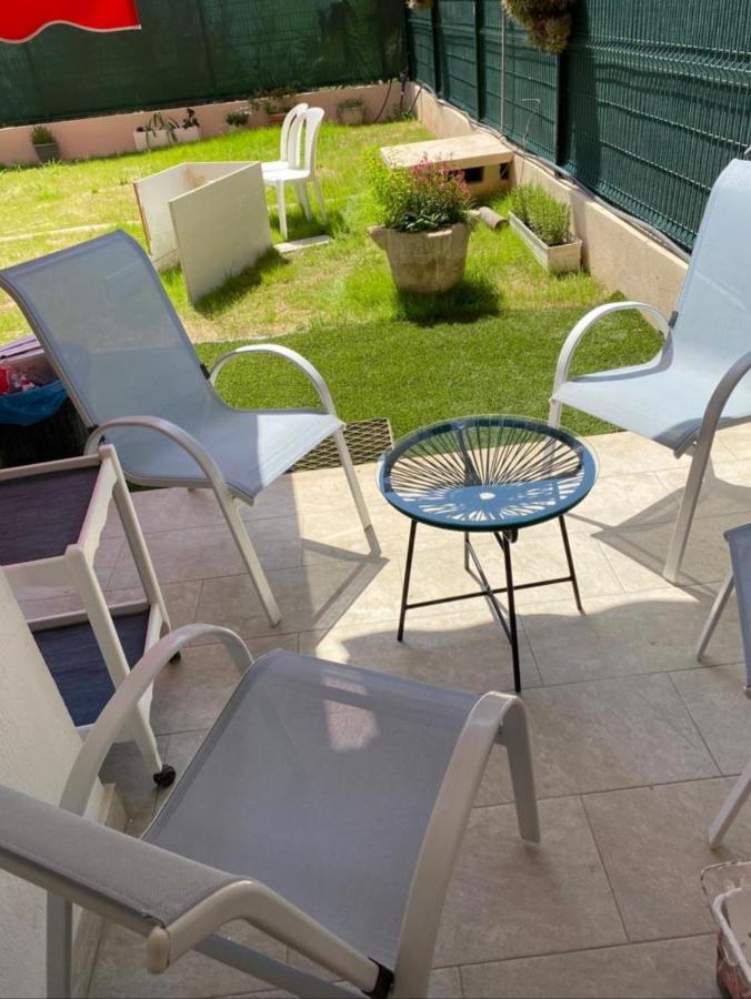 Superbe Rez De Jardin Dans Residence Au Calme นีซ ภายนอก รูปภาพ
